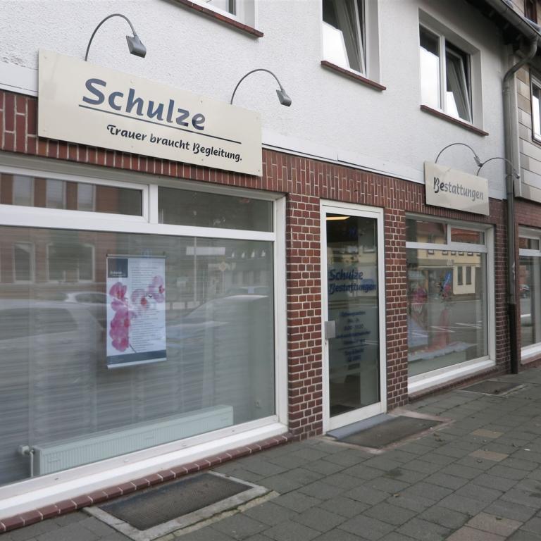 Büro außen Schulze Bestattungen